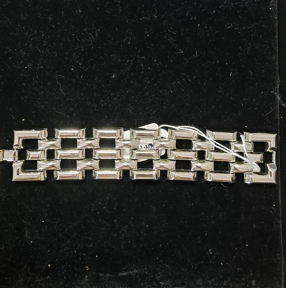 Chunky Silver-toned Vintage Geometric Bracelet